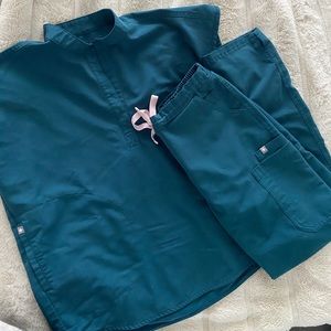 Figs scrub set xs/small Caribbean blue